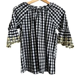 Wonder Nation Girls XL Black/White Shirt Embroidered‎ Yellow Flowers-Keyhole